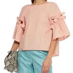 Chic and Elegant Fendi Bow-Embellished Cotton-Poplin Blouse in Blush